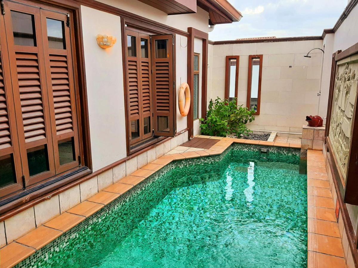 Wonderland Private Pool Villas At Port Dickson Bagian luar foto