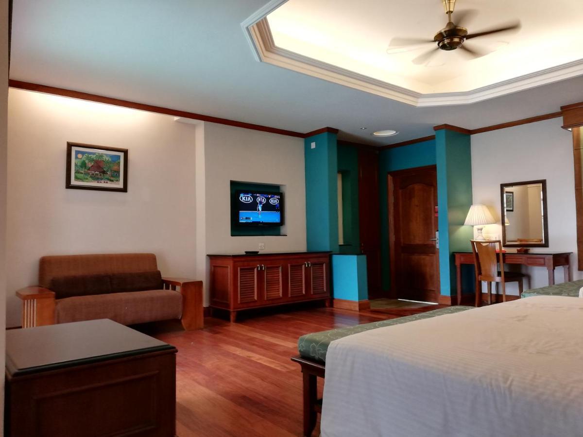 Wonderland Private Pool Villas At Port Dickson Bagian luar foto